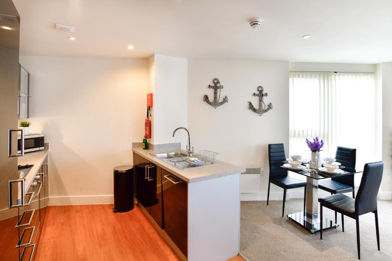 Meridian Quay Apartments, By Jsw Short Stay Swansea Exteriör bild